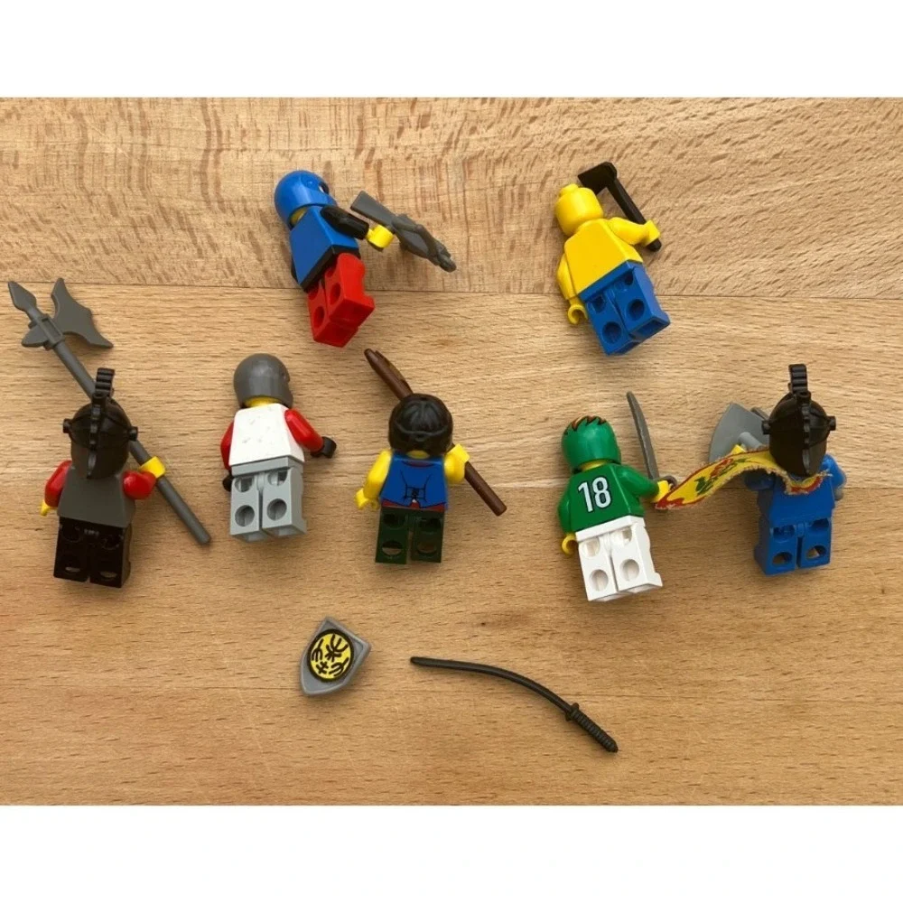 Lot of 7 LEGO Minifigures Castle Knights Sports Flag Shield Mix Vintage